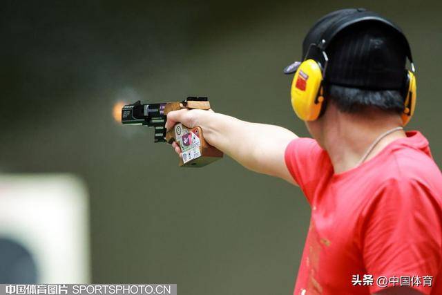 射击世界杯：聚焦靶心的平静与专注的简单介绍