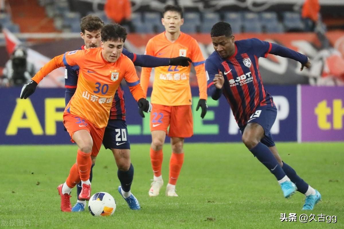 各队在外援市场的竞争与机会