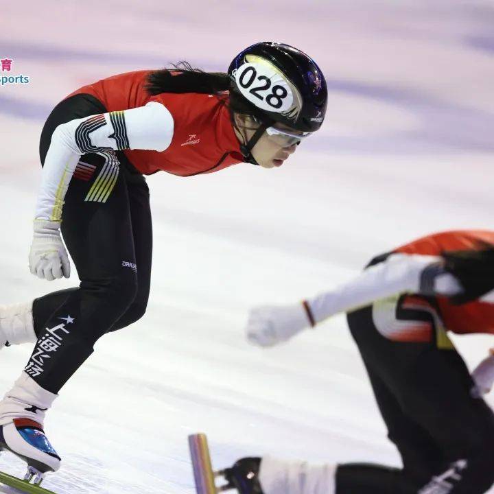 关于队列滑冰锦标赛：速度与优雅的默契的信息