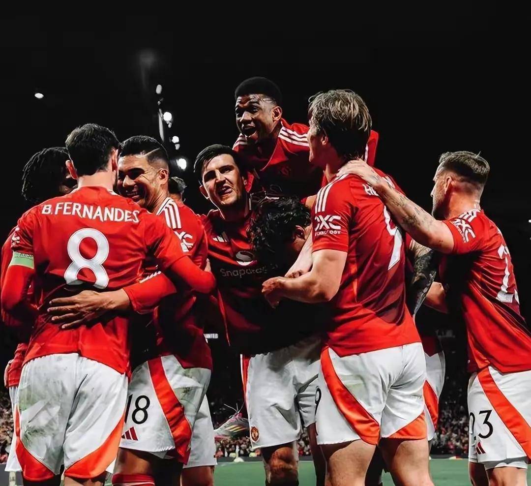 包含塞维利亚新援加入，球队目标直指欧冠的词条