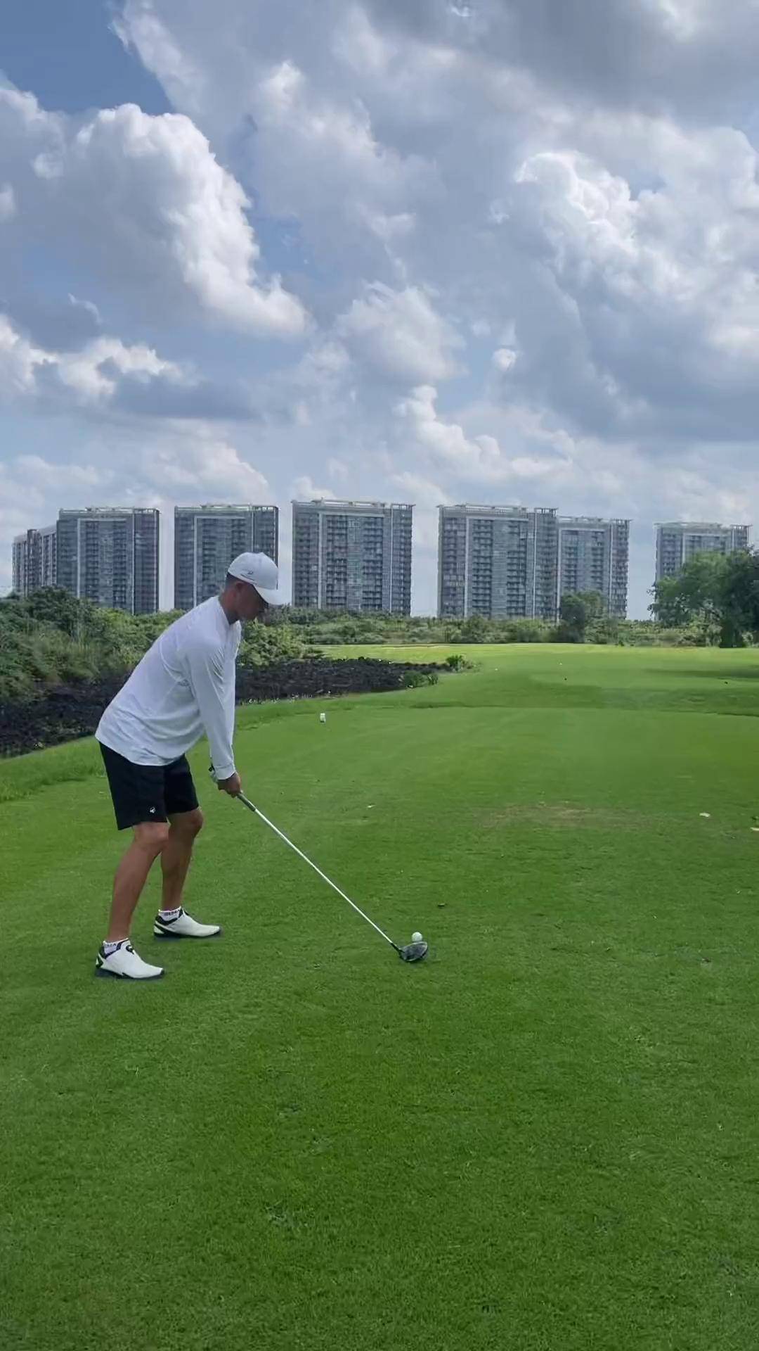 高尔夫挑战赛:挥杆之间的高峰对决的简单介绍 高尔夫挑战赛:挥杆之间的高峰对决的简单介绍